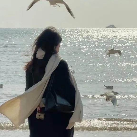 拥有一个暖暖的冬天的阿姨