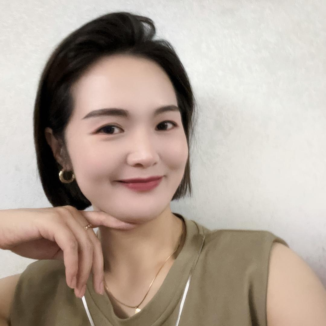 毛衣女超人