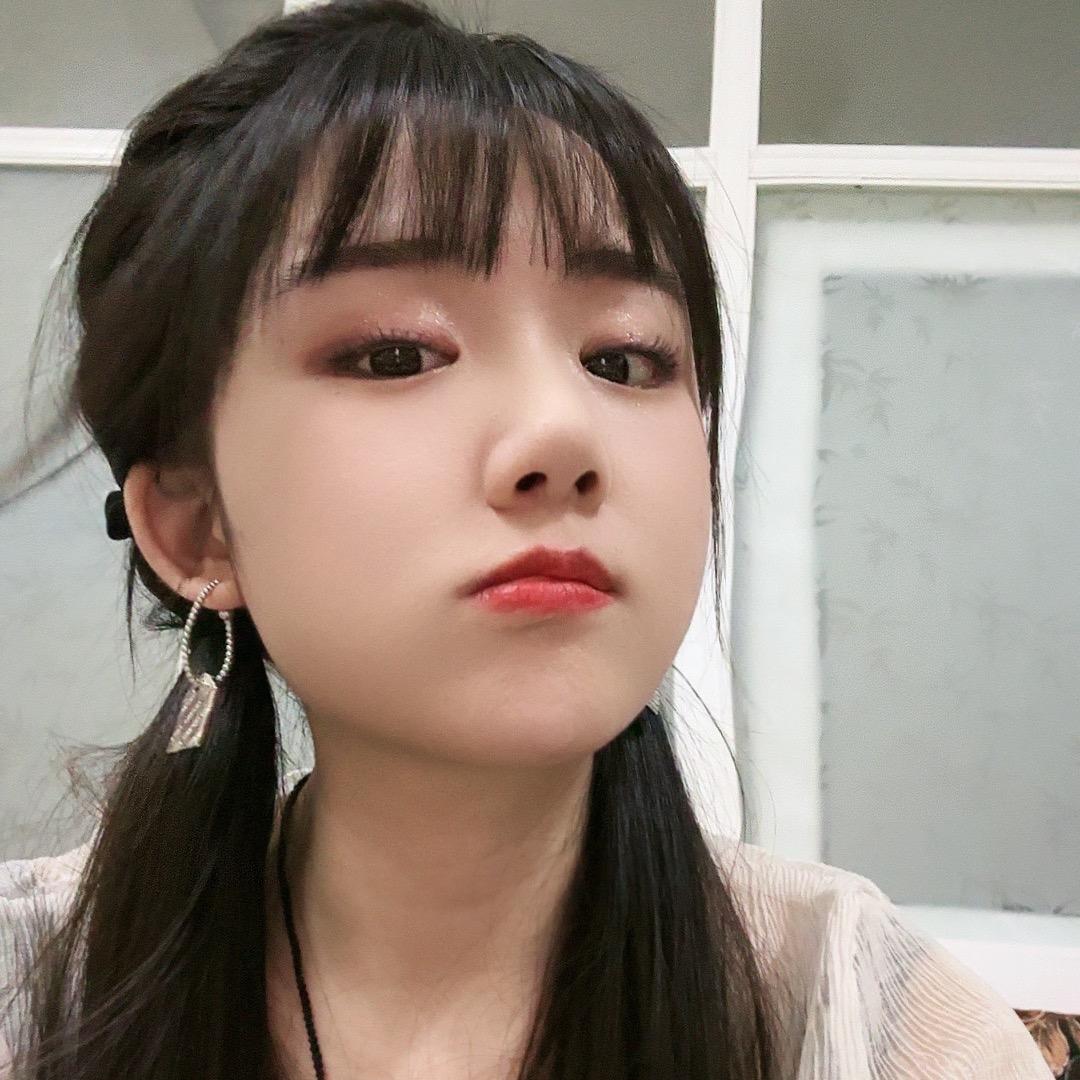 姗姗吖。