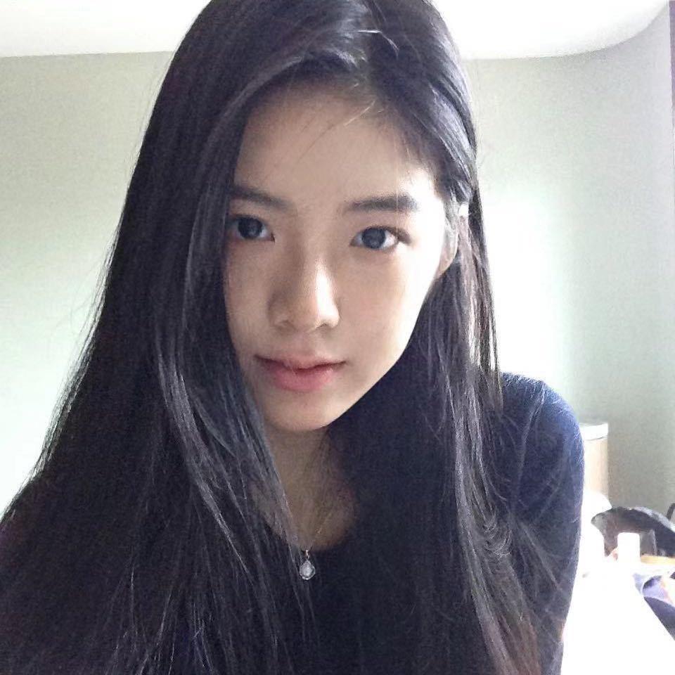 在吃饭哈