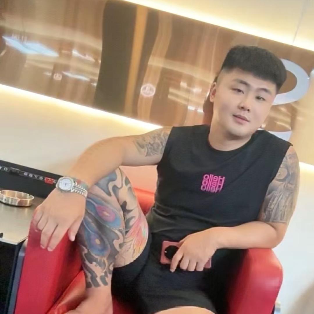 李延旭