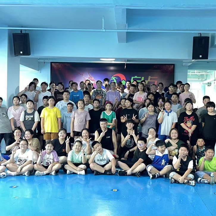 启点健身训练营《爱丽思2 》