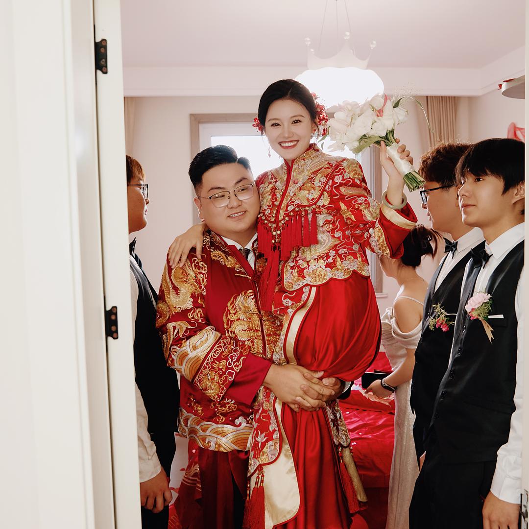 ￴ ￴￴￴ ￴￴   ￴ ￴ ￴￴