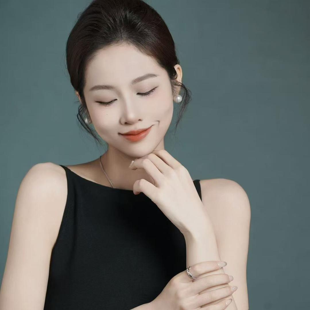 林雪雪Ayla