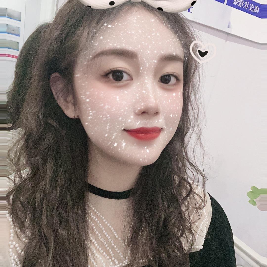 倩倩（绿地新都会素简女装）