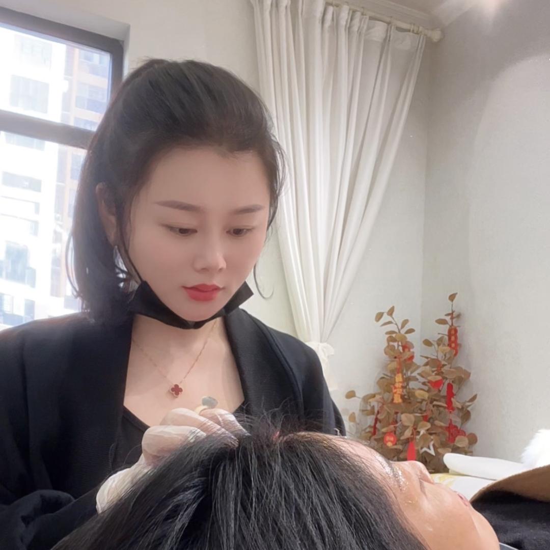 張小姐👧