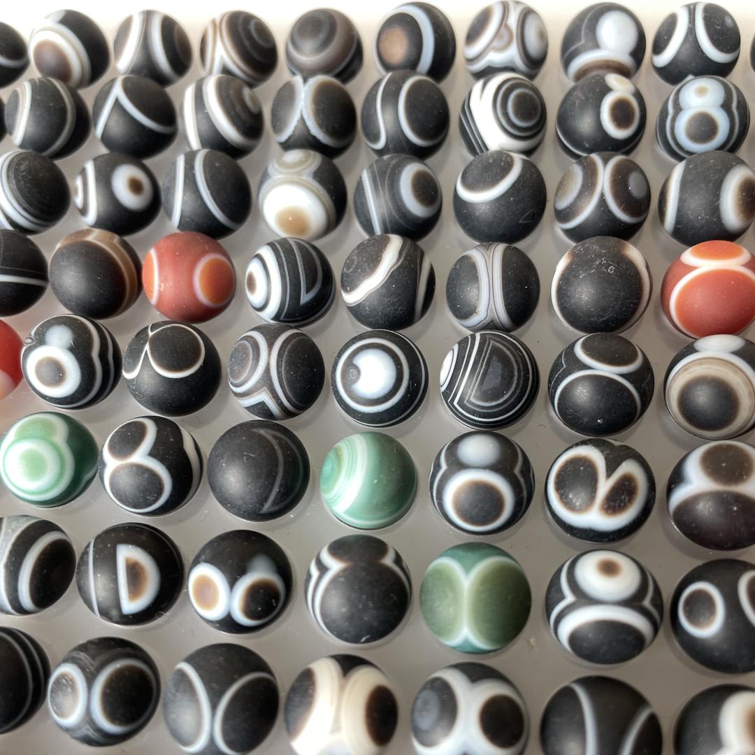 牛大娘珠宝亮亮玛瑙