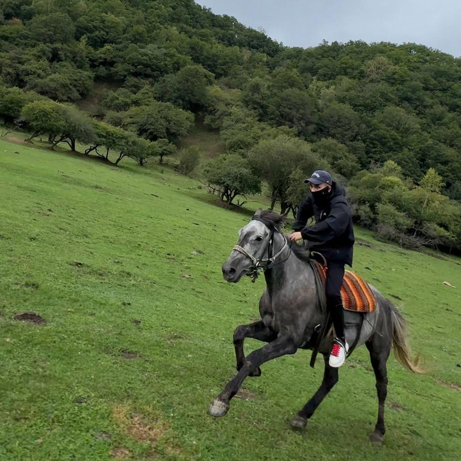平利县飞悦马术