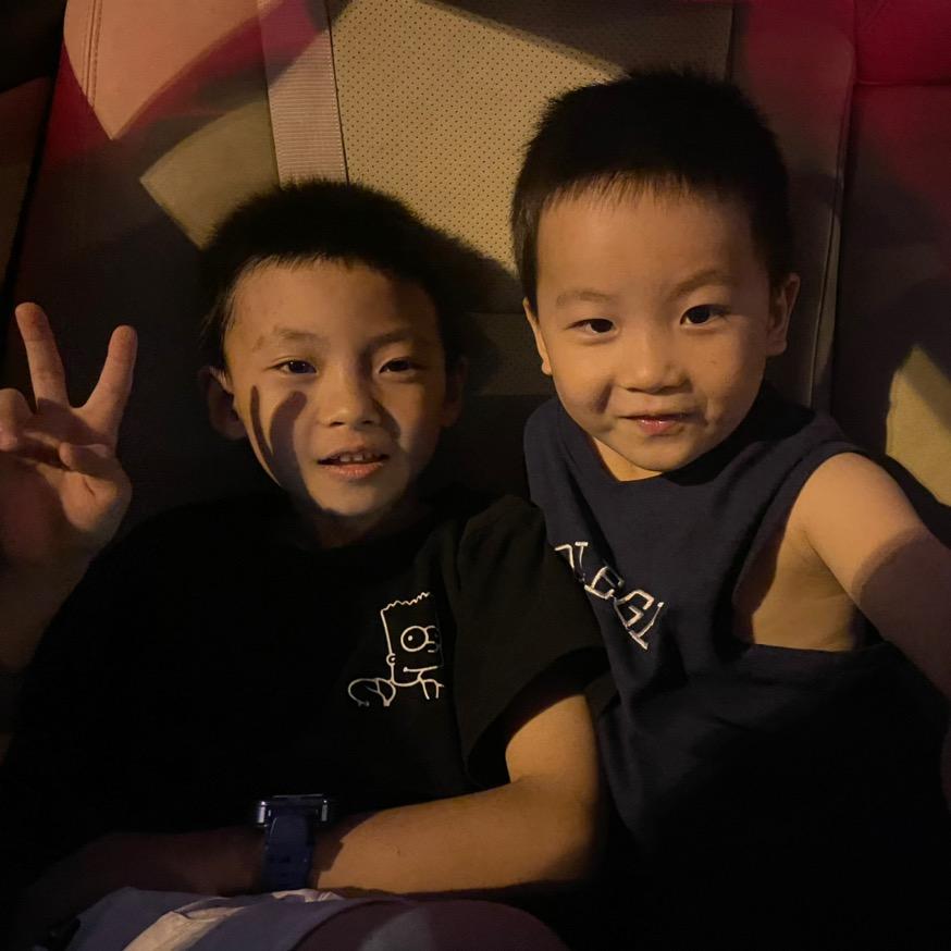 彦希爸爸童鞋铺