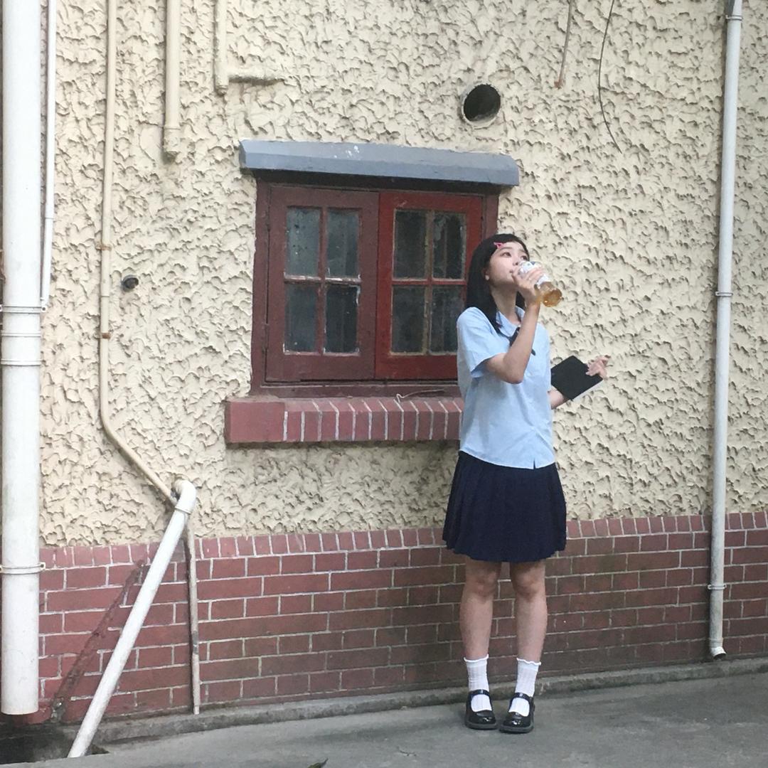 咣咣