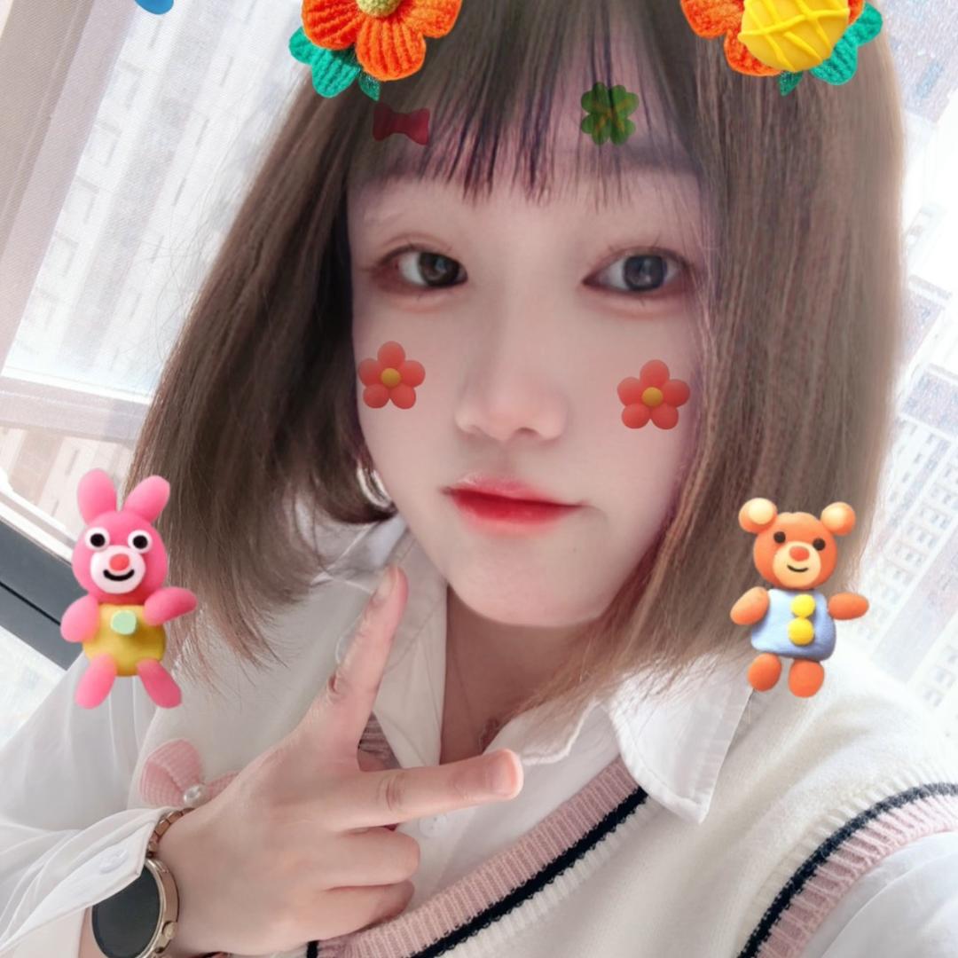 爱吃小熊饼干🌸