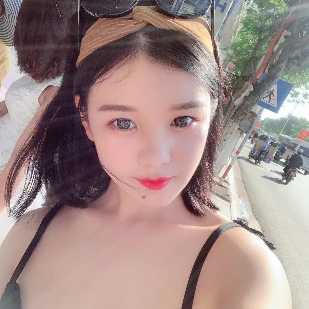 阿喵.  ✨
