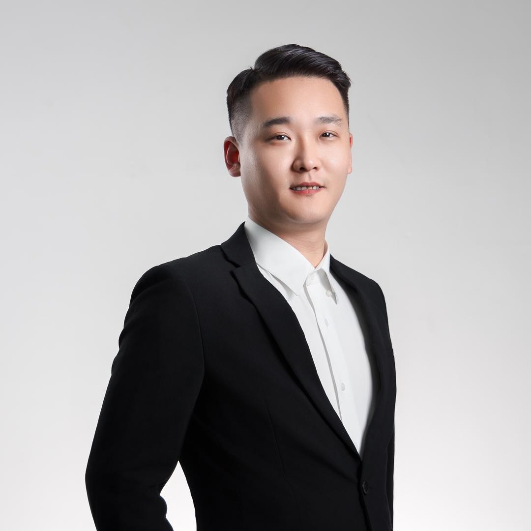 董兵首佳二手车李琦