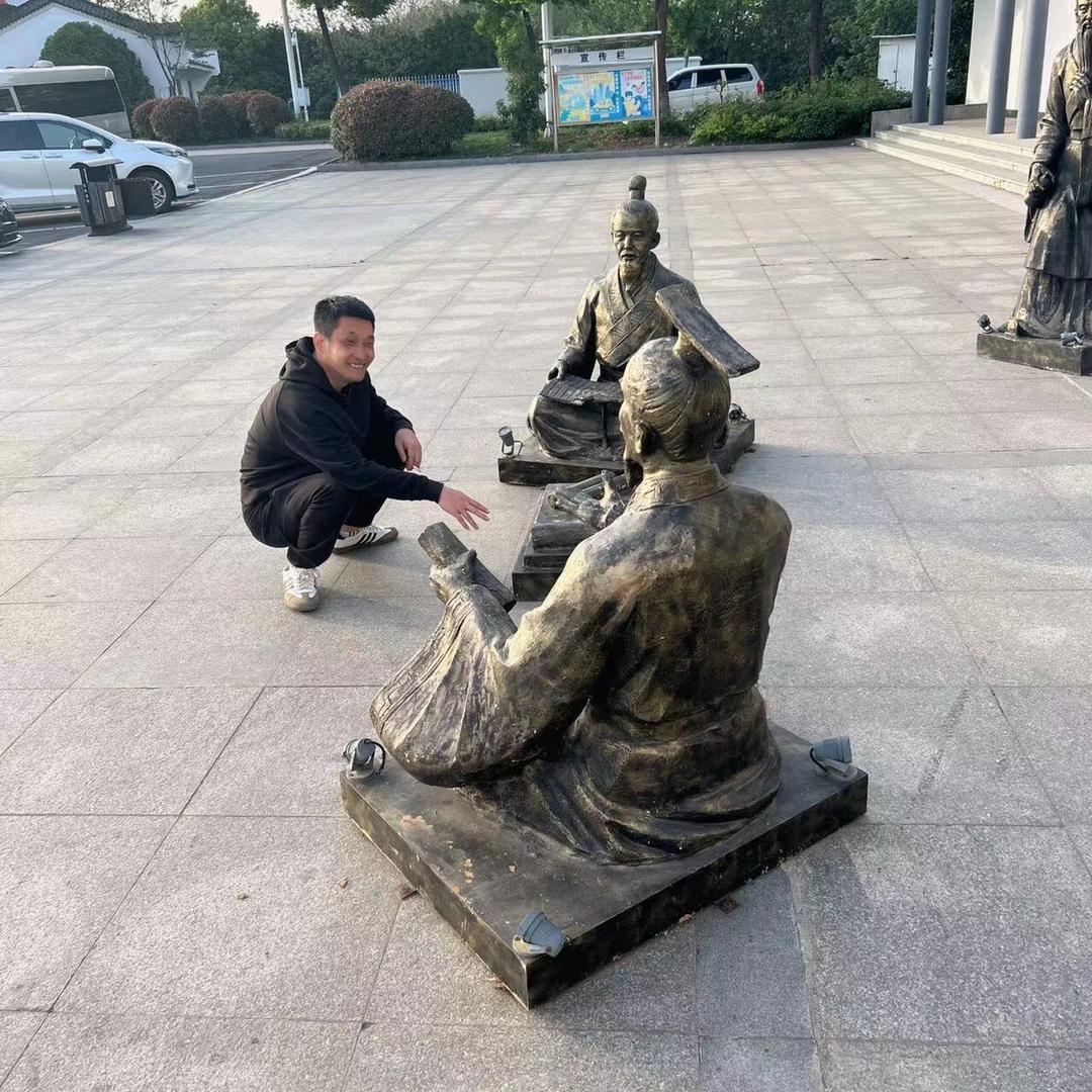 小小杰