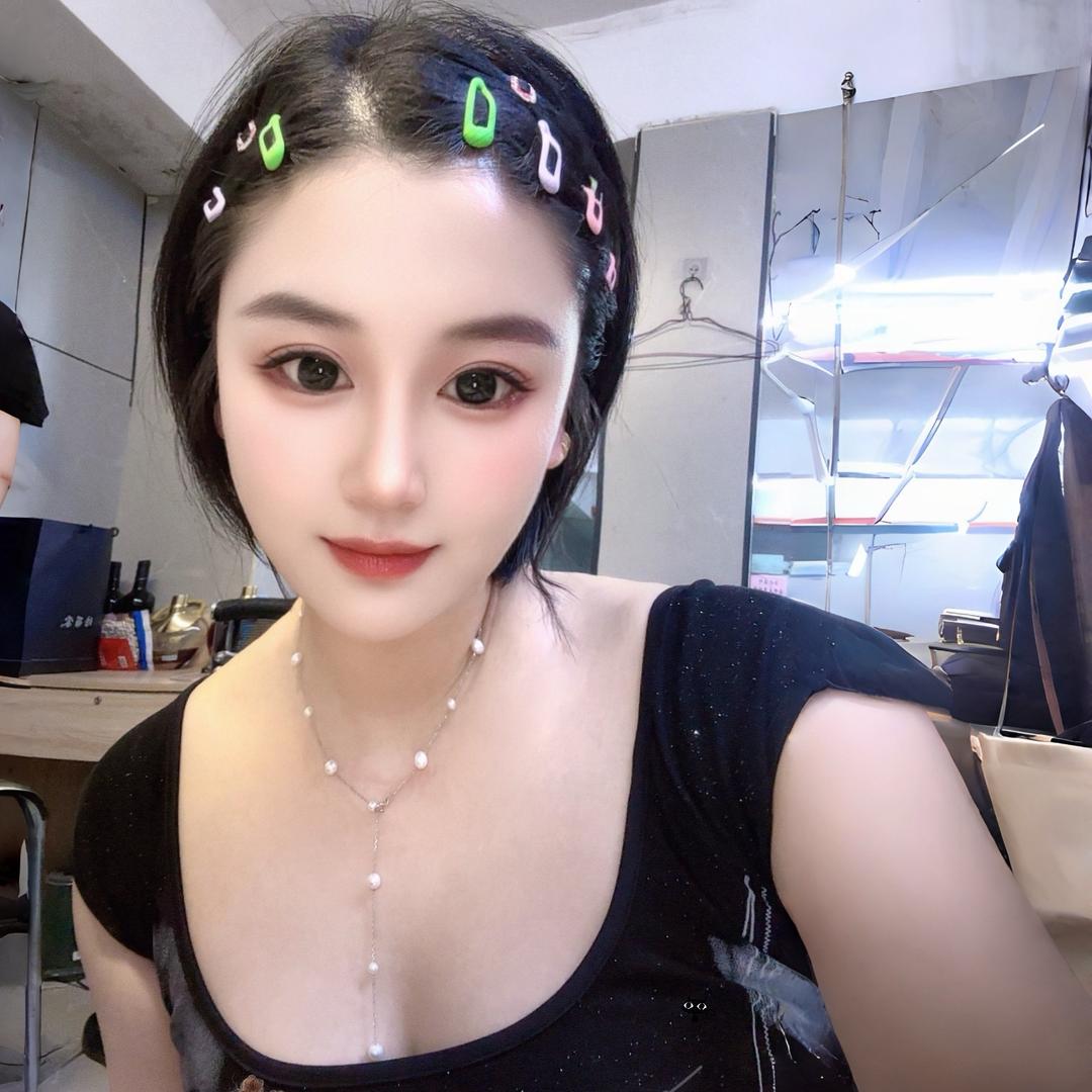 杨羽
