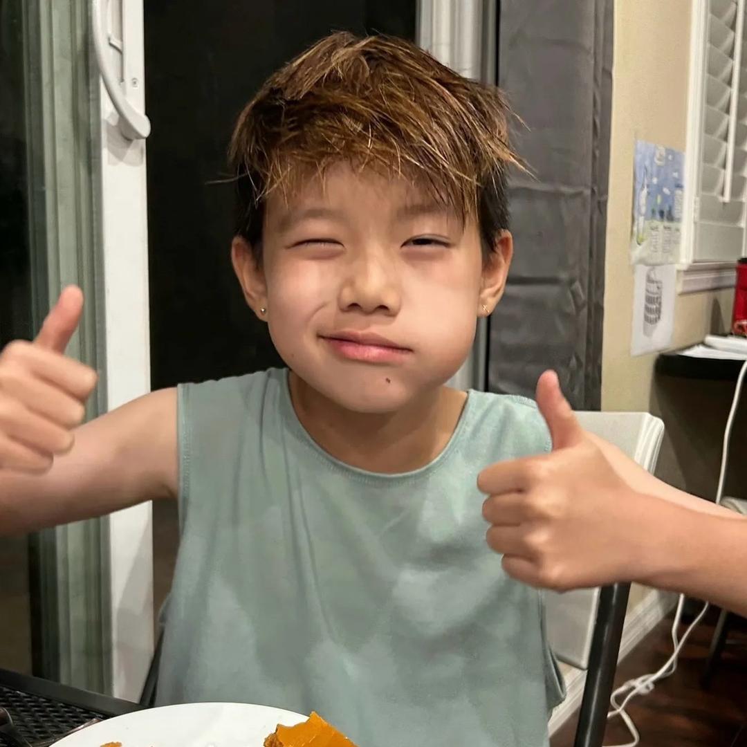 喜欢打麻将不卖我手机的.