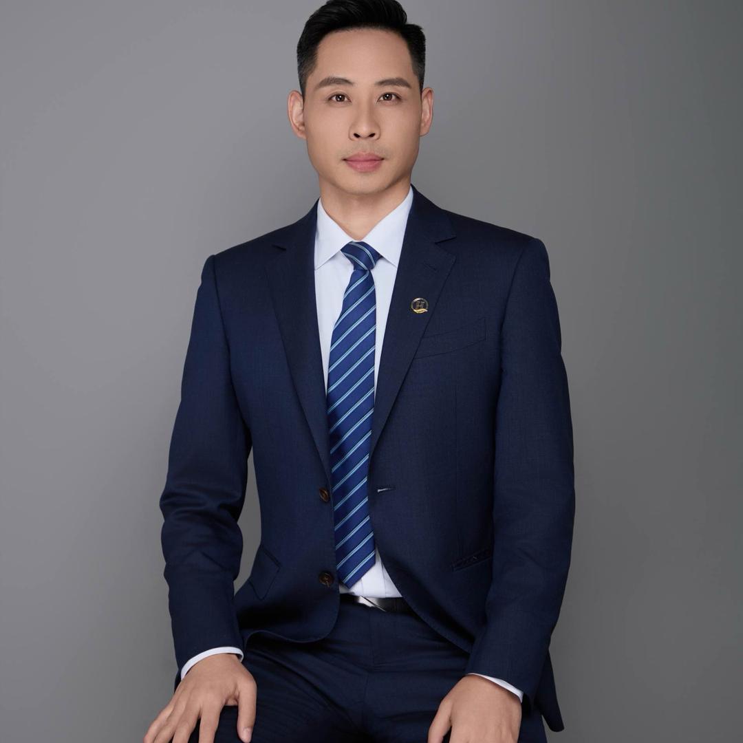 何sir 刑辩律师
