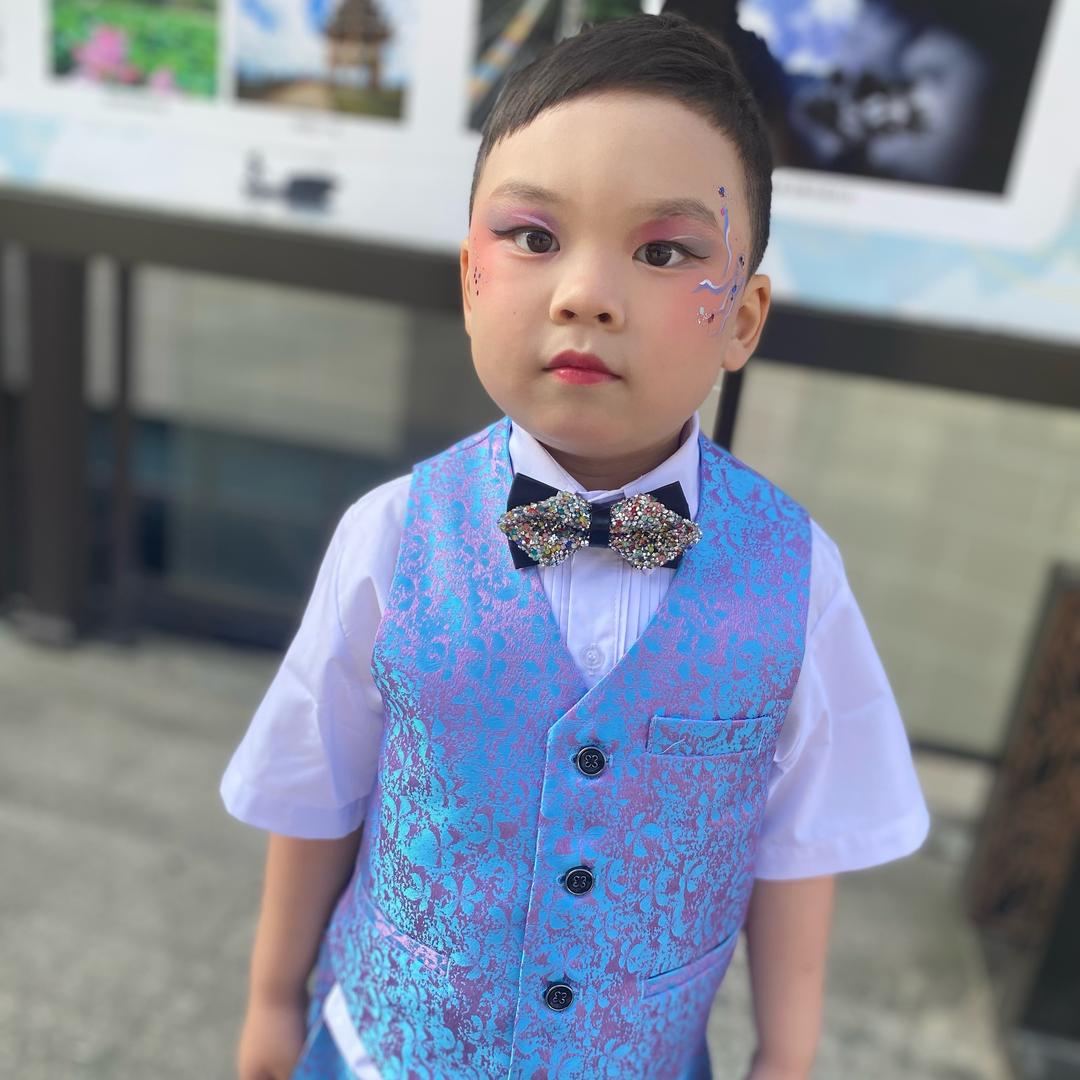 阿捷