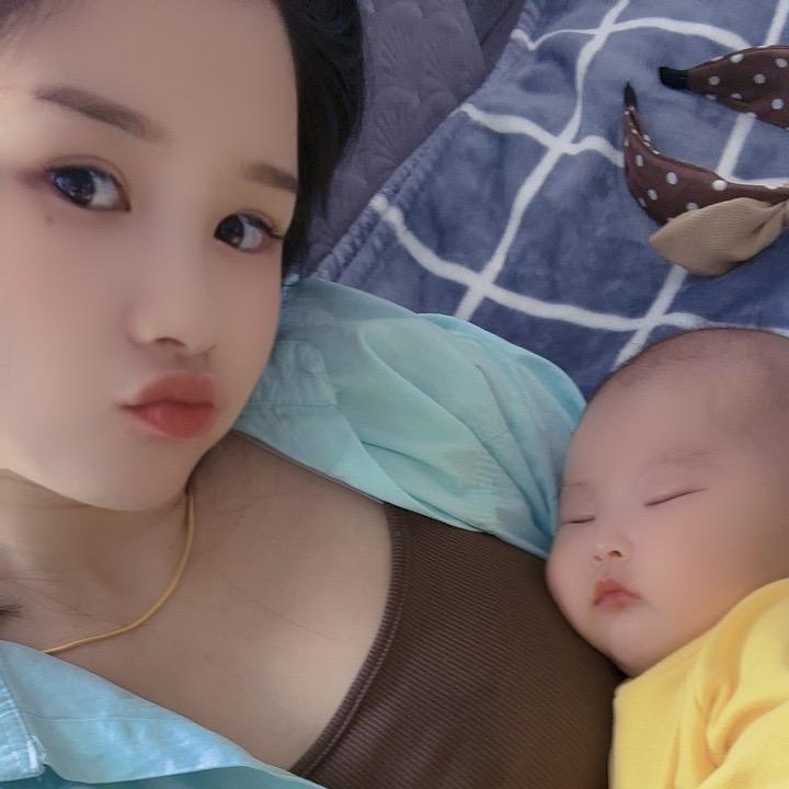 👉鑫荣服饰