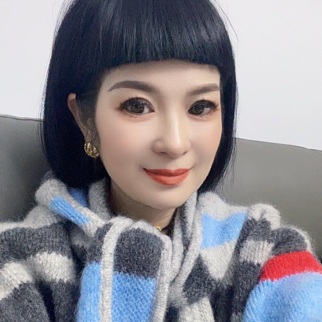 资中县洋品阁服装店