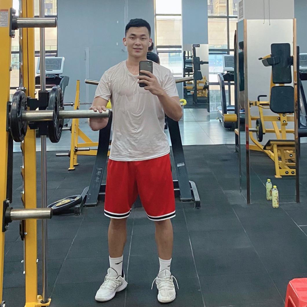 胜威吴秀奇