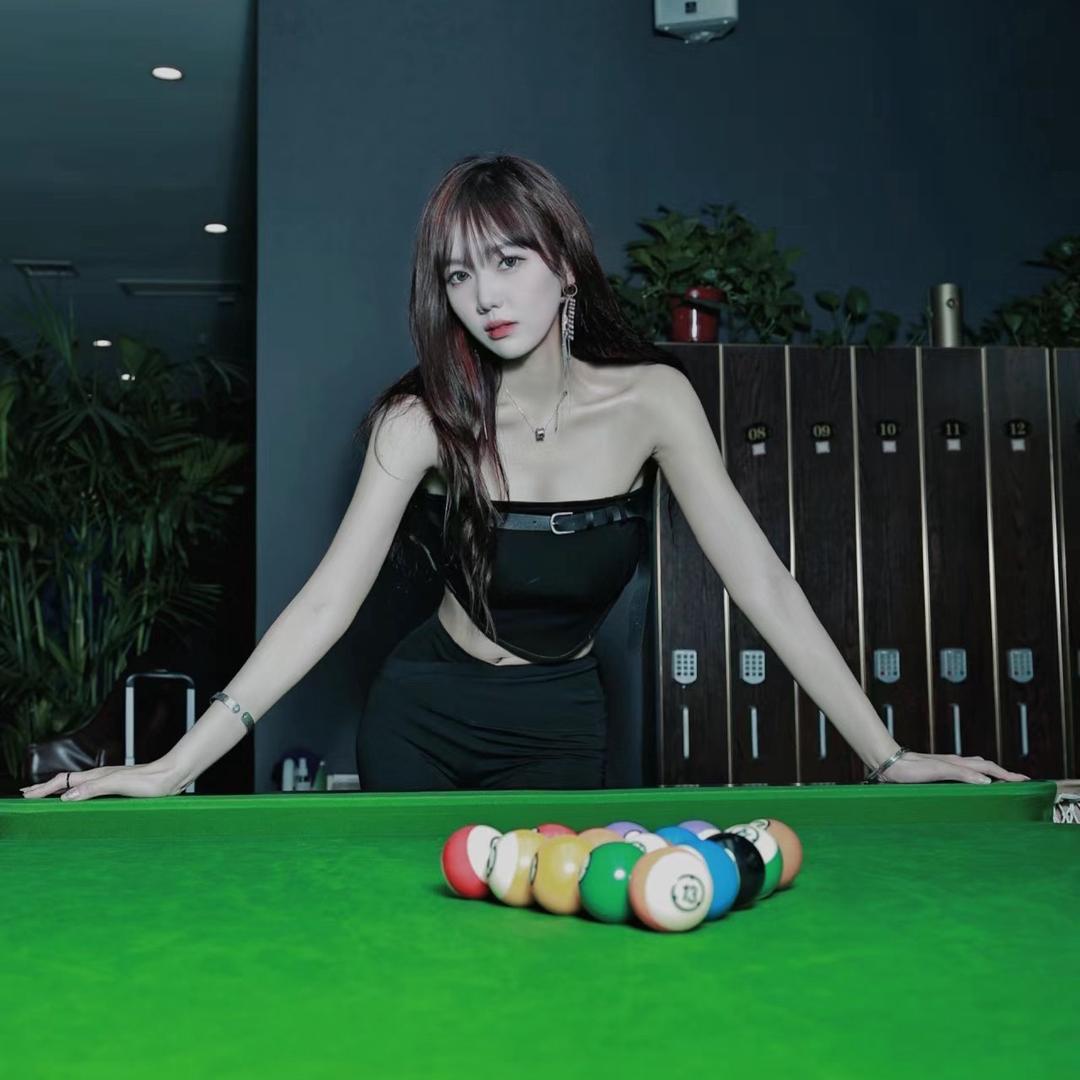 K8 老板娘