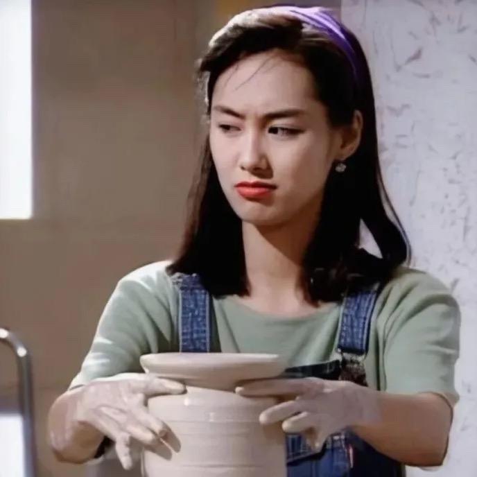 小狗爱吃糖