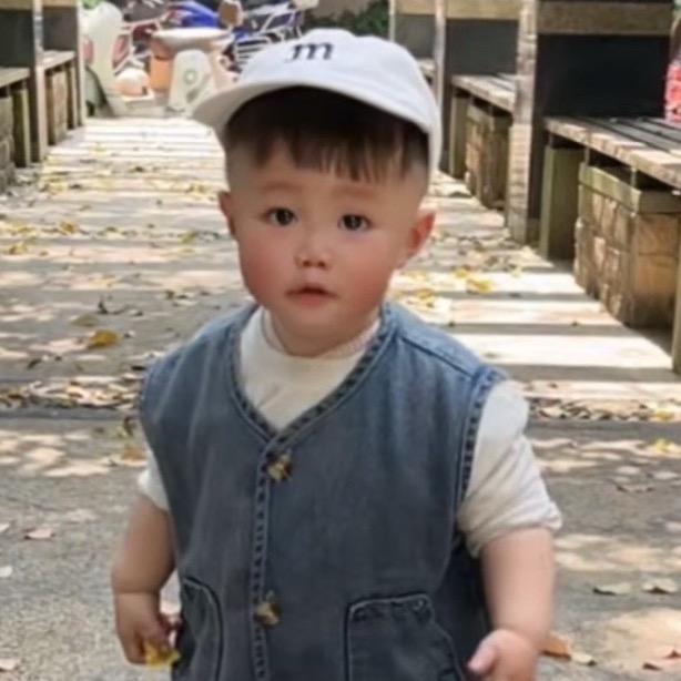 爱笑的小杨洋