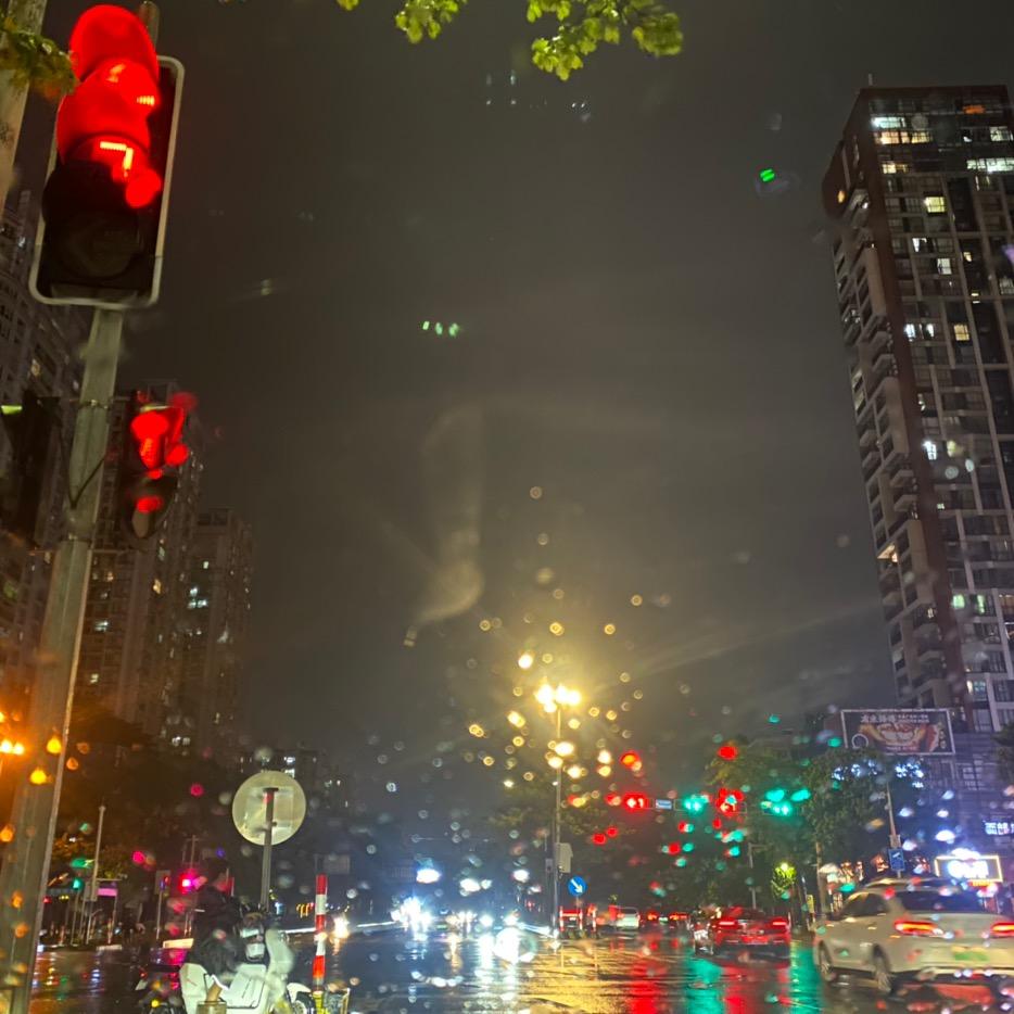 海口秀英卜丘亦