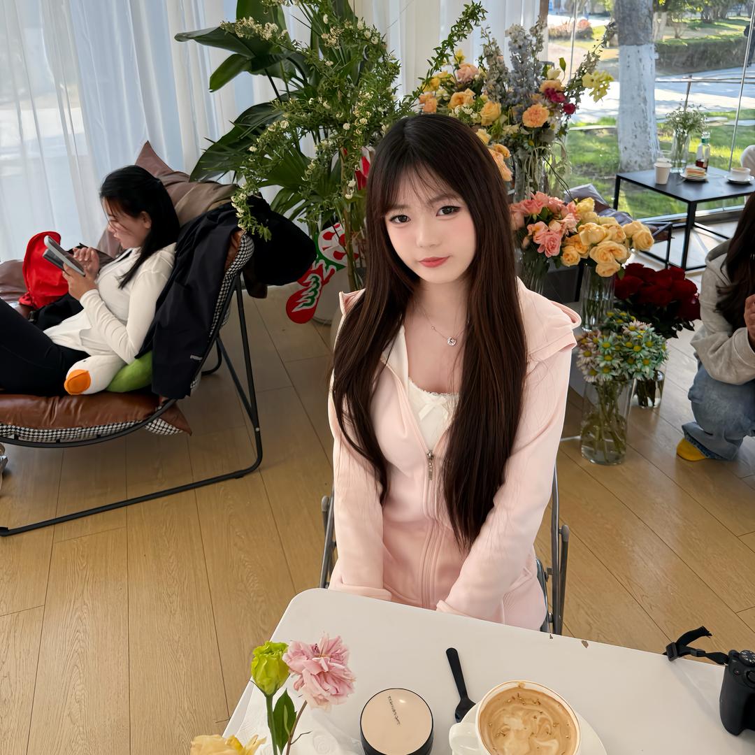 小茜