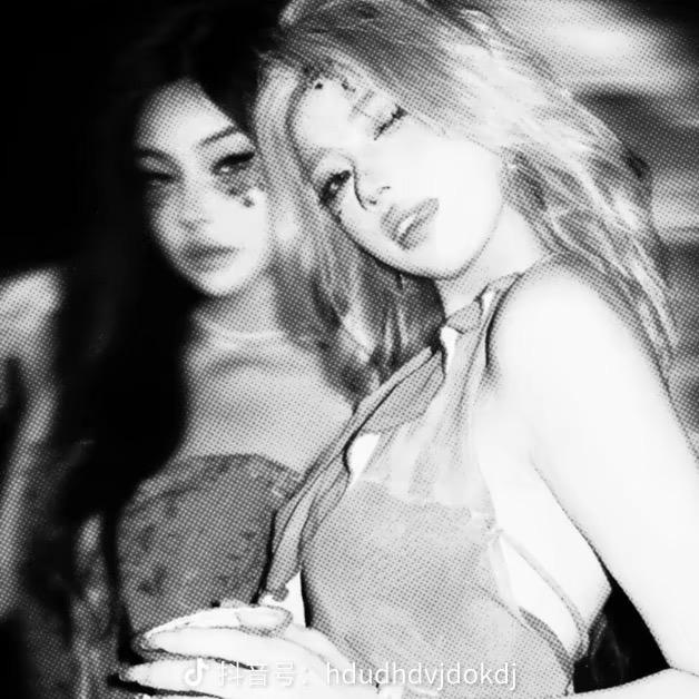 独闯女儿国