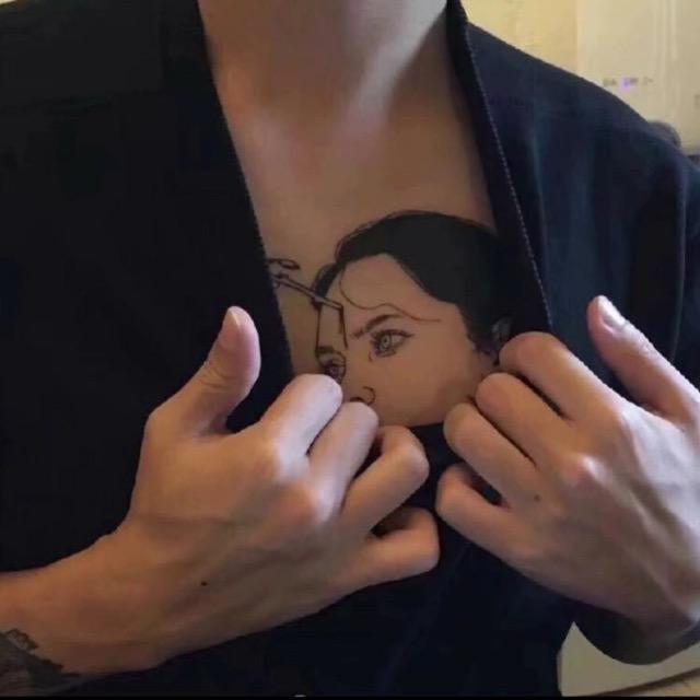 触摸你.