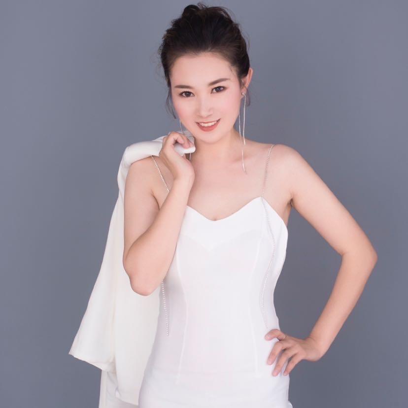 欢妞脸不大