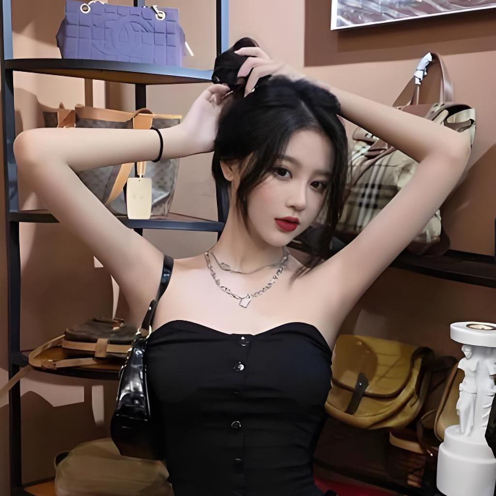 欢果穿搭