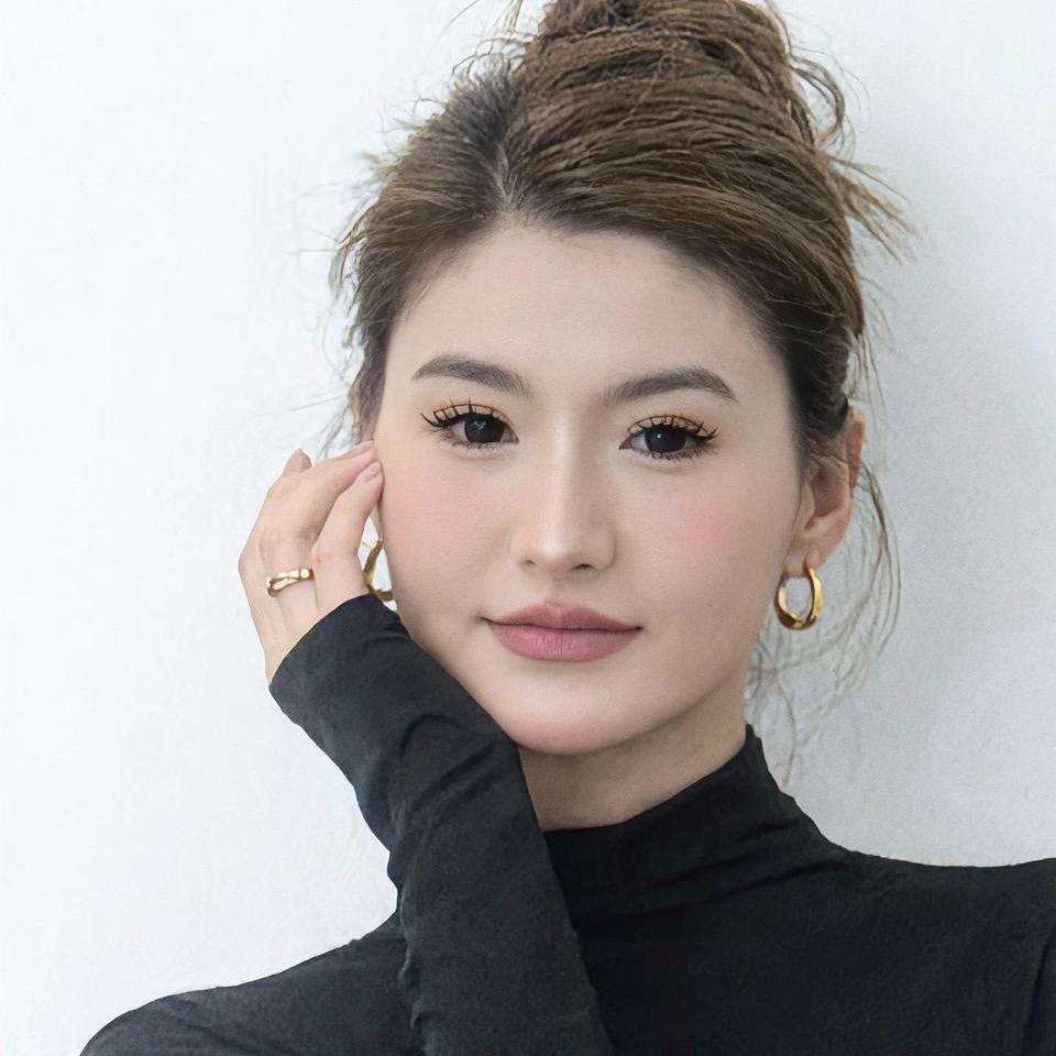 小曼
