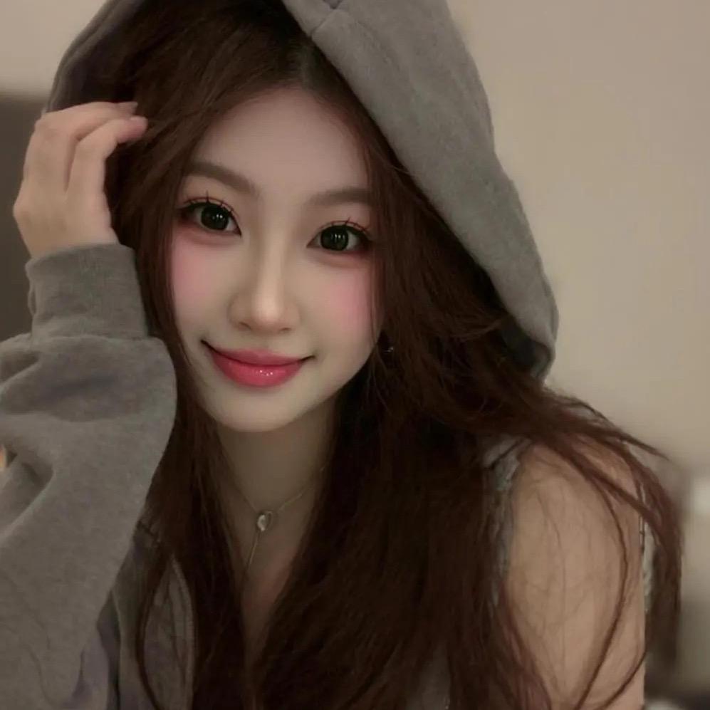 ᥫᩣ༠°小雪♏️🪁（化妆师版）