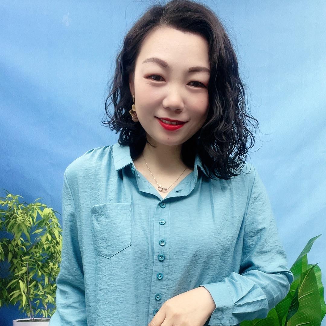 志莉精品女装大码妈妈装