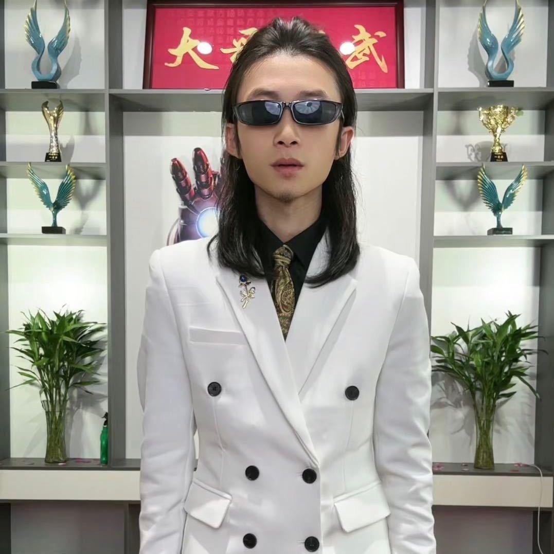 林先生（勇往直前）