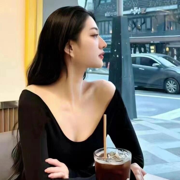 海南贸易港女装8