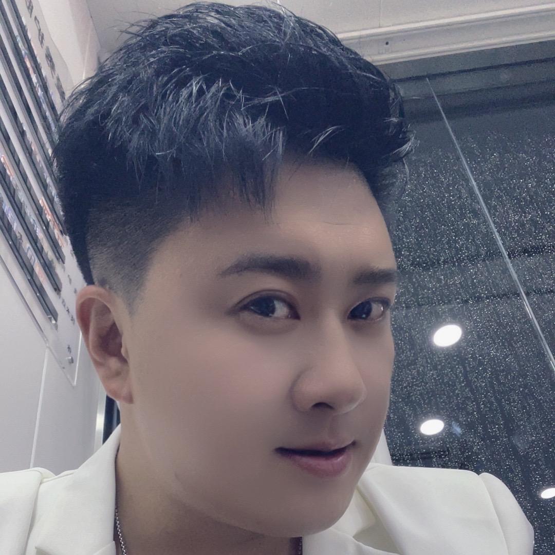 踢瘸子哪条好腿