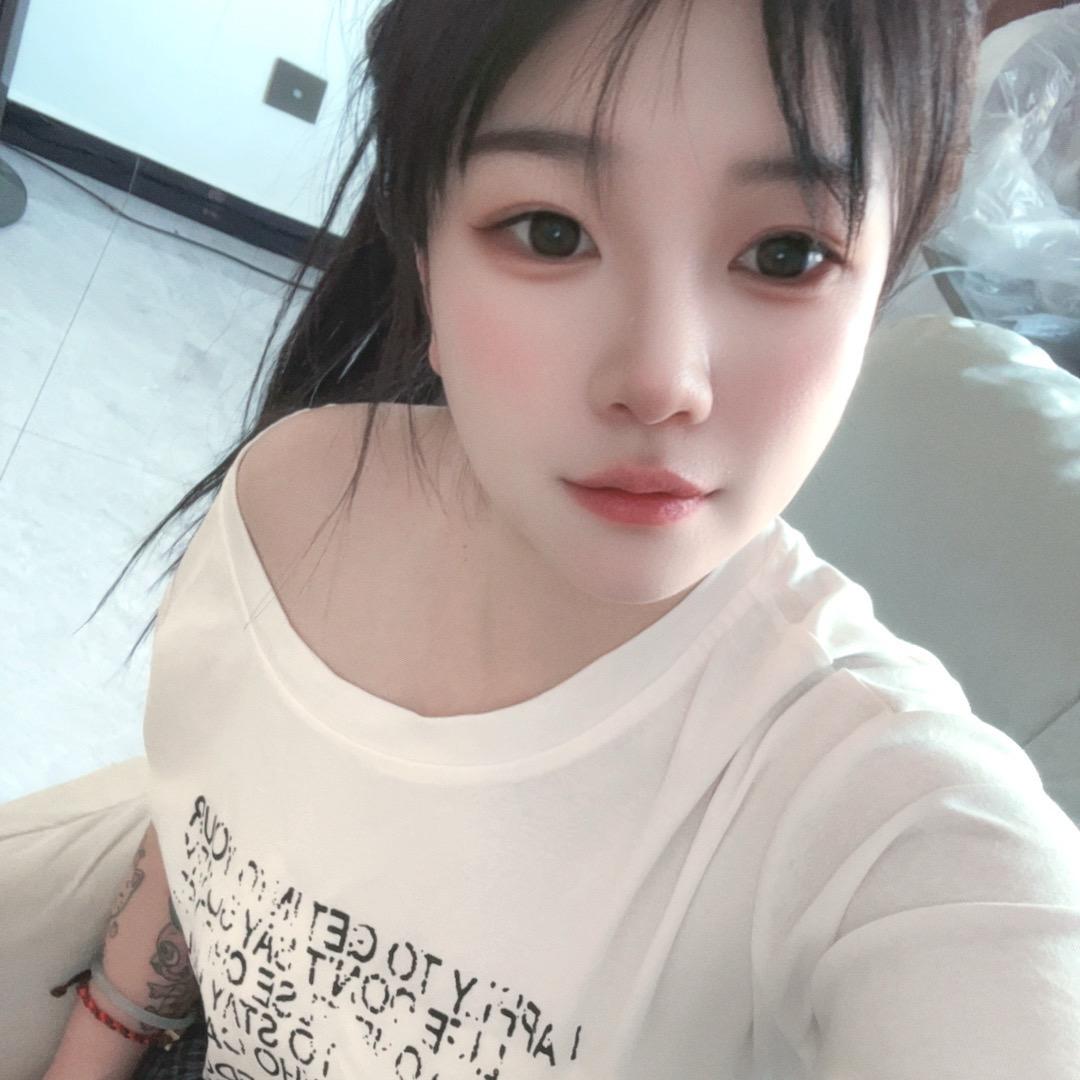 小宝🍬