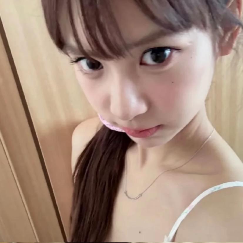 小呈.
