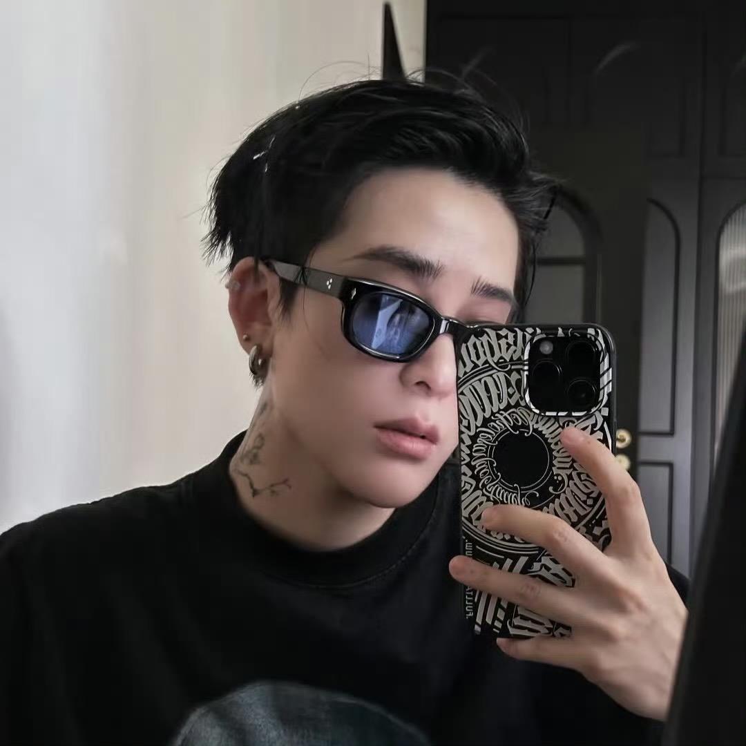 𝑺
