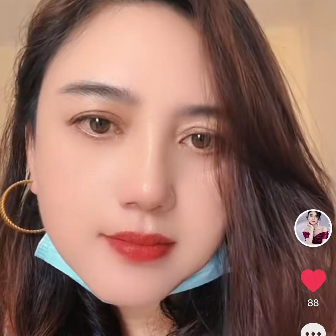 微微一笑🍷