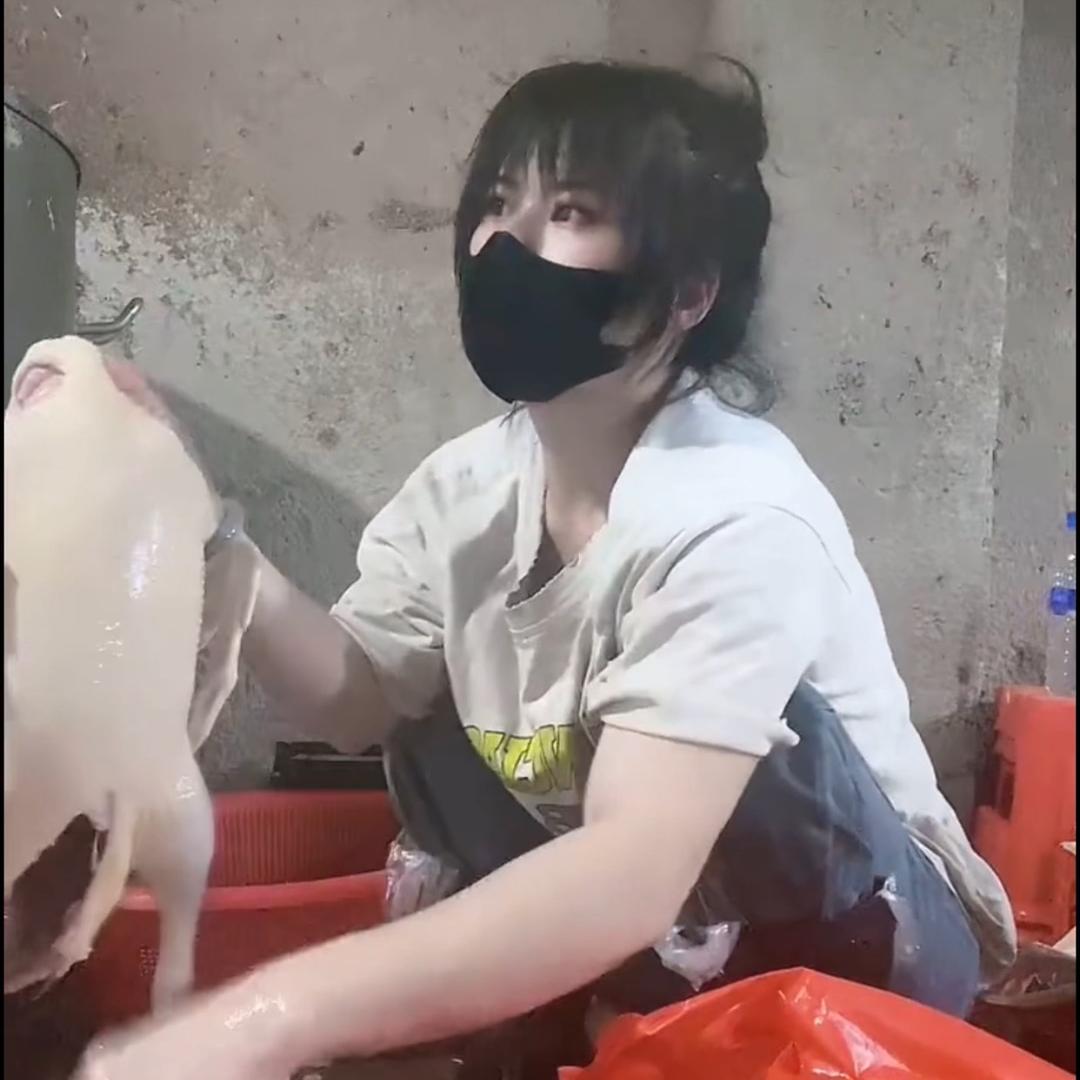 鸭小妹