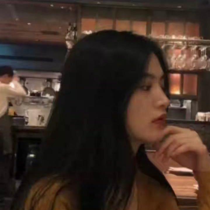 Yy