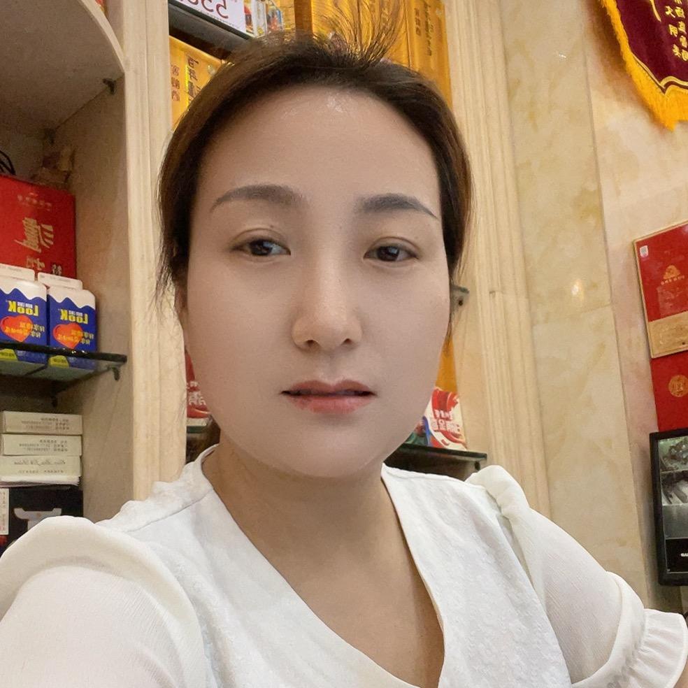 国宾酒店经理朱焕霞