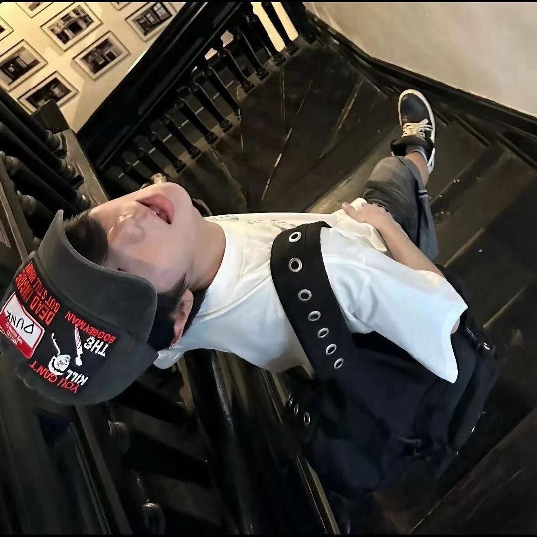 特务（见过龙）