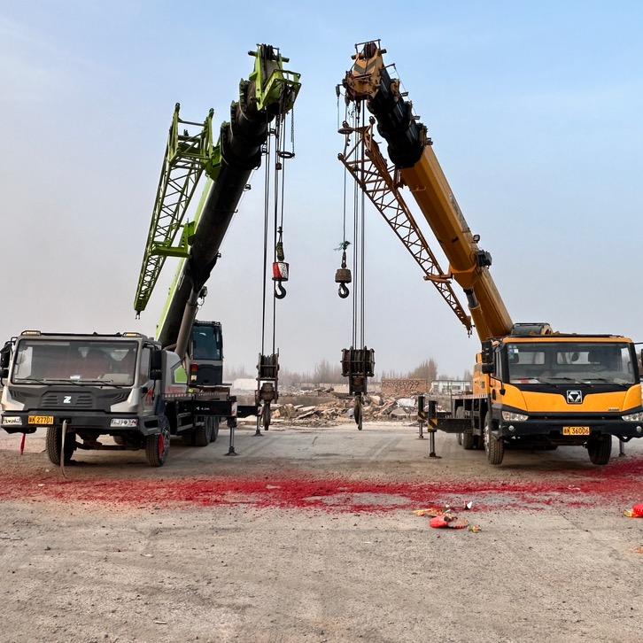 吐鲁番吊车出租《敬立吊装》