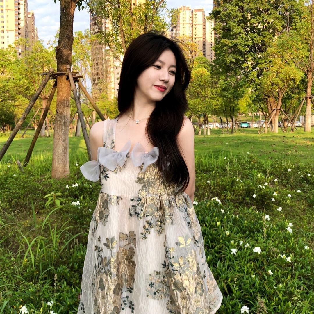 娜娜该睡觉了